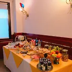 Отель Cristallo Новара
