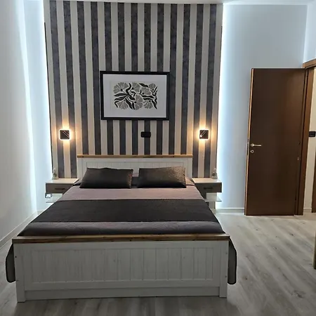 Cristallo Hotel 3*