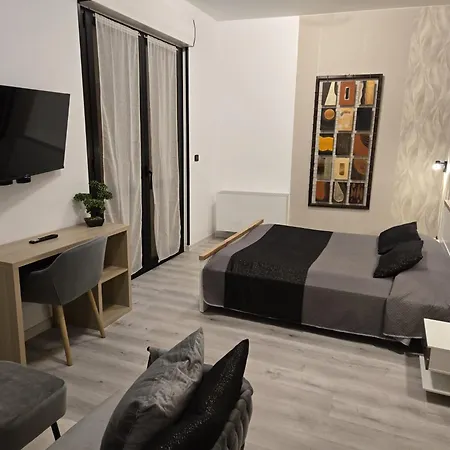 Hotel Cristallo 3*