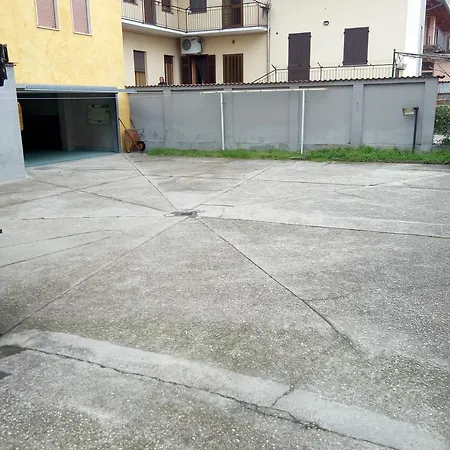 Cristallo ホテル ノヴァーラ