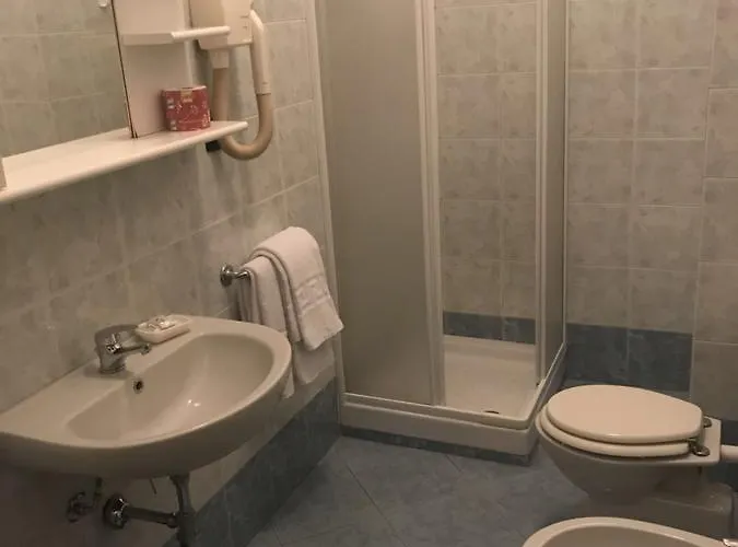 Отель Cristallo 3*